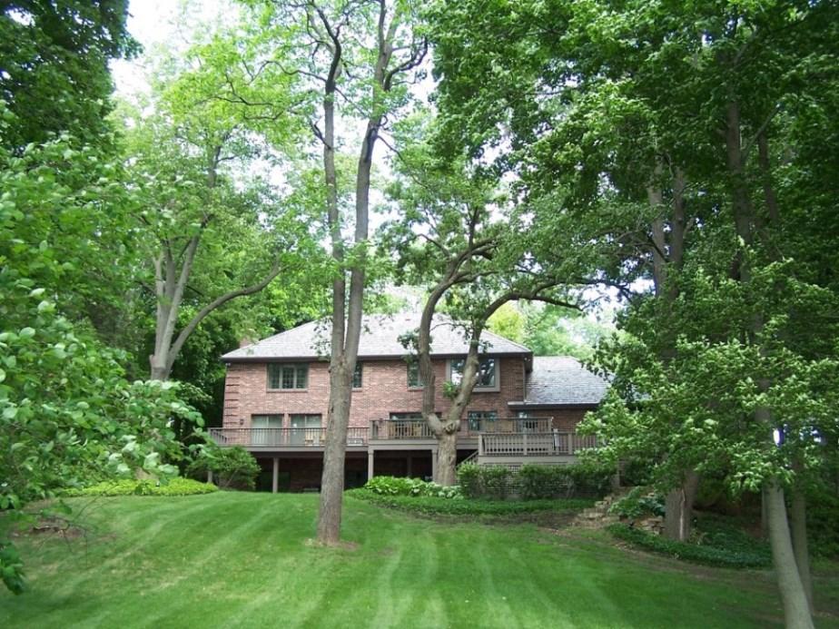 W302N6117 Spence Rd, Merton, WI 53029