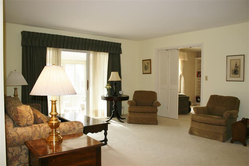 8003 43rd Ave #3A, Kenosha, WI 53142