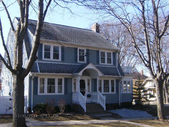 6329 W Garfield Ave., Wauwatosa, WI 53213