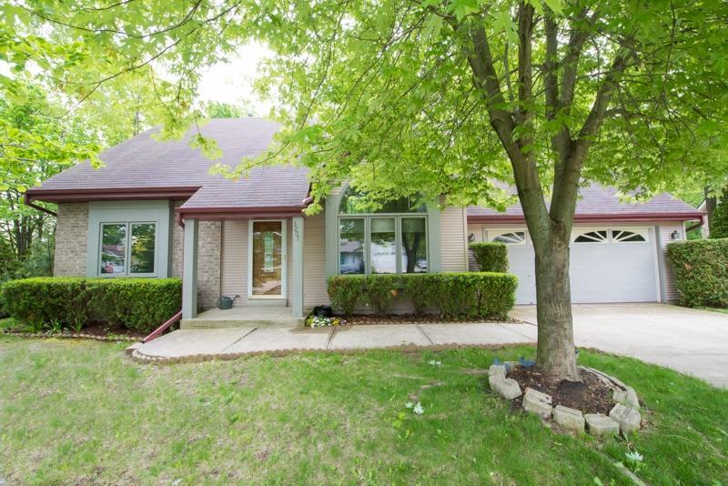 3207 Shortridge Dr, Caledonia, WI 53402