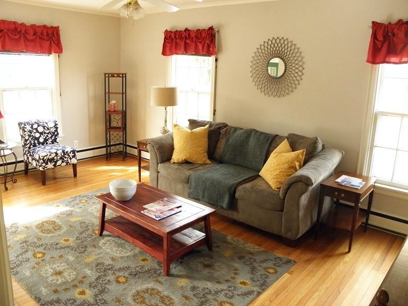 2420 N 74th St, Wauwatosa, WI 53213