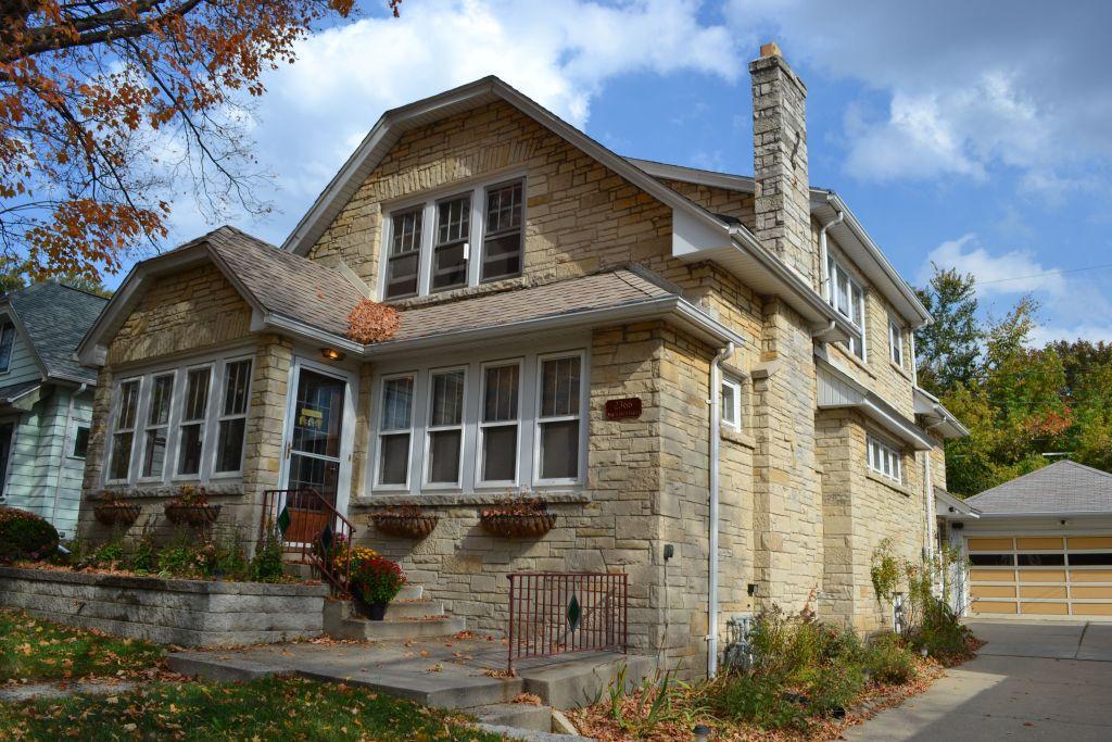 2366 N 66th St. #2366A, Wauwatosa, WI 53213