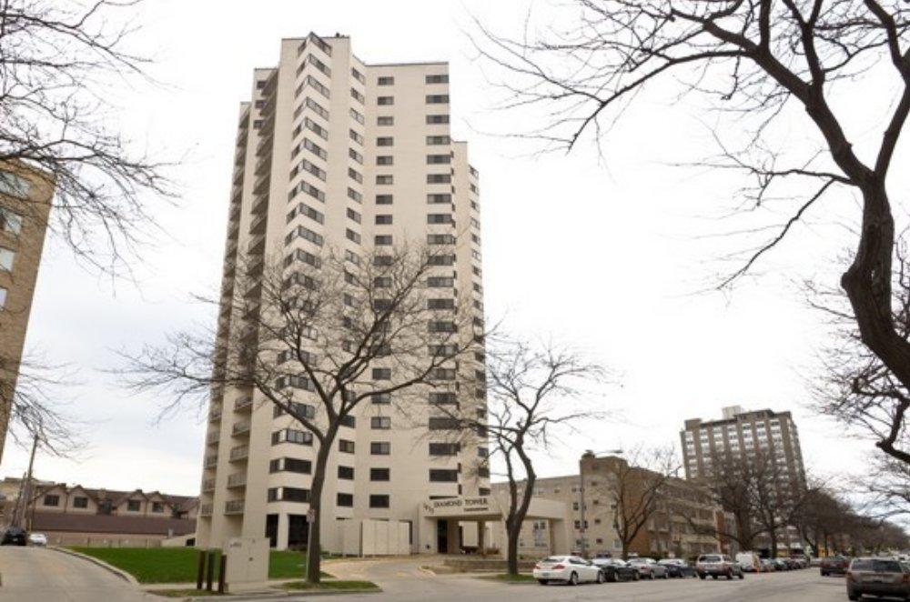 1633 N Prospect Ave #6C, Milwaukee, WI 53202