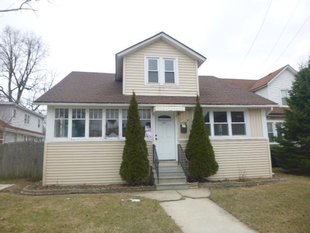 2519 Roosevelt Rd, Kenosha, WI 53143