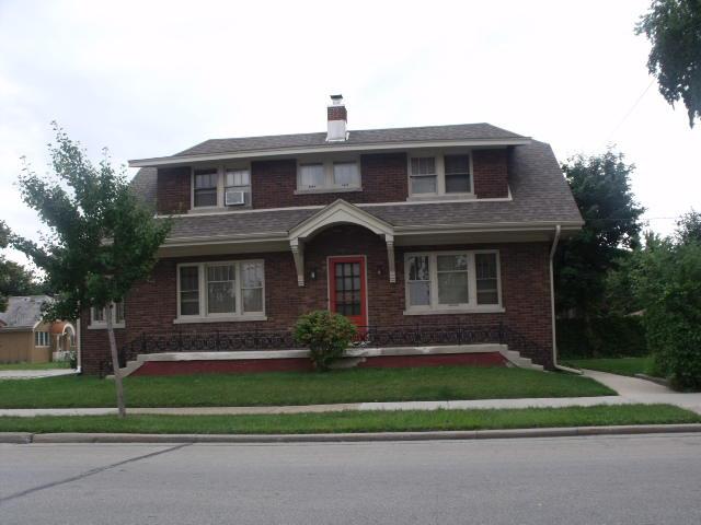 2060 Saint Clair St., Racine, WI 53402