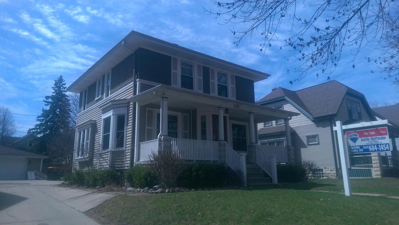 6919 Cedar St., Wauwatosa, WI 53213