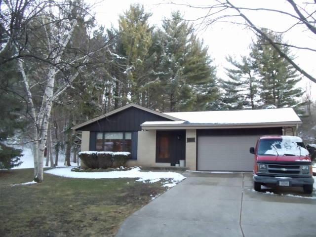 S67W24725 Skyline Ave, Vernon, WI 53189