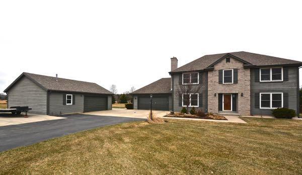 W326S4013 Spring Ridge, Genesee, WI 53189