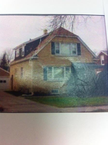 2211 N Lefeber Ave., Wauwatosa, WI 53213