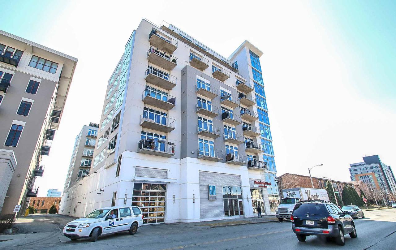 601 E Ogden Ave #505, Milwaukee, WI 53202