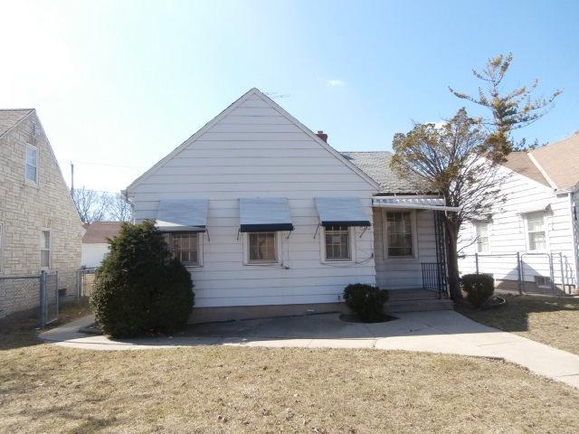 5255 N Teutonia Ave., Milwaukee, WI 53209
