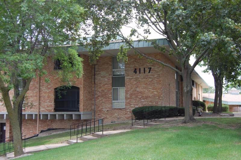 4117 W Rivers Edge Cir #12, Brown Deer, WI 53209