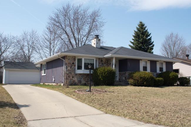 3981 S 71st St, Milwaukee, WI 53220