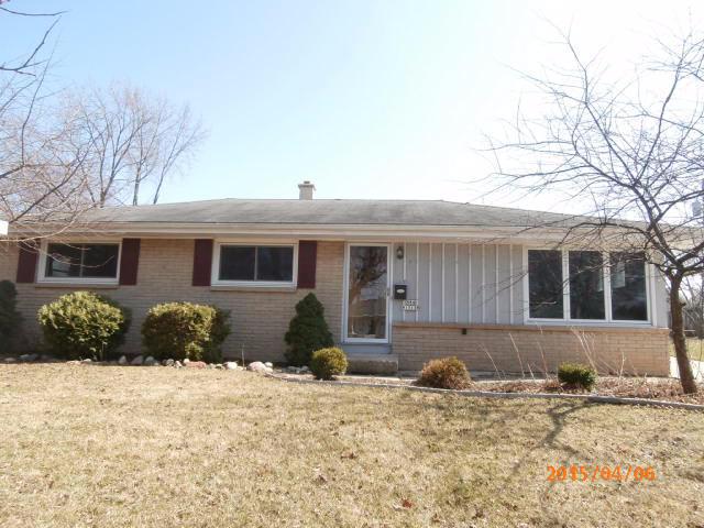 N84W15119 Knoll Ter, Menomonee Falls, WI 53051