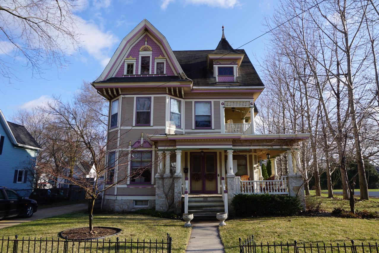203 Church St., Hartford, WI 53027