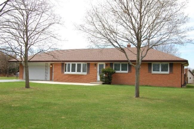 7401 S 68th St, Franklin, WI 53132