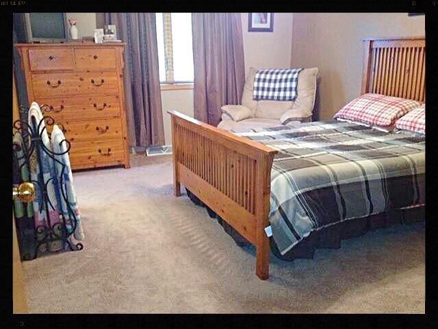 925 Windsong Ln, Onalaska, WI 54650