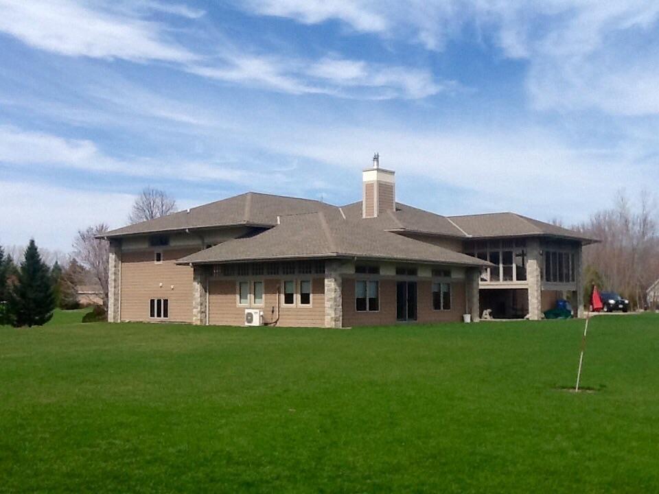 S72W13575 Woods Rd, Muskego, WI 53150