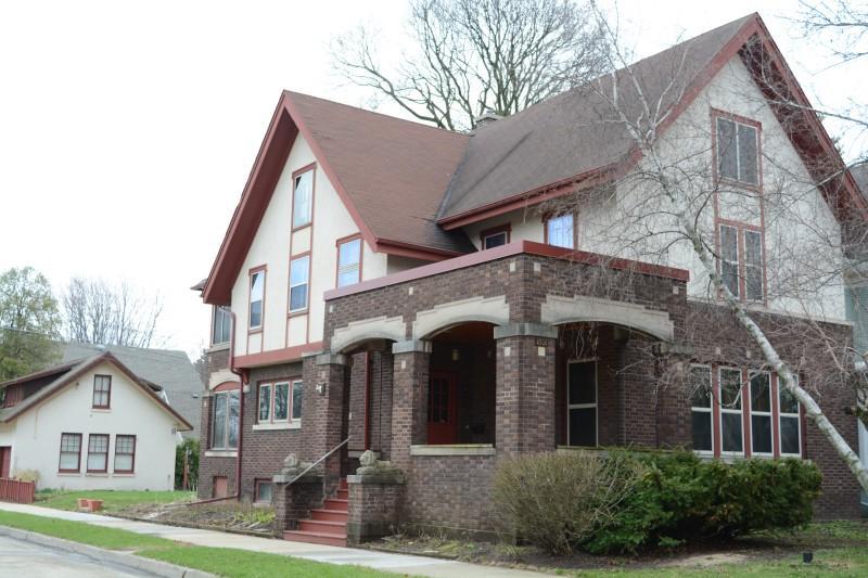 1801 College Ave, Racine, WI 53403