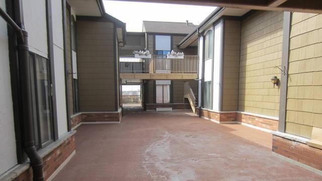 8619 N Servite Dr #115, Milwaukee, WI 53223
