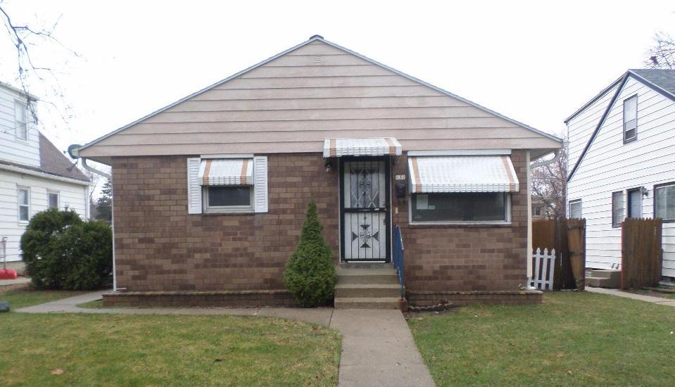 631 S 65th St, Milwaukee, WI 53214