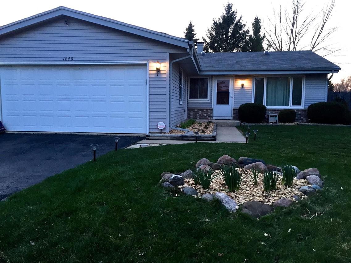 1640 Kuiper Ln, Mount Pleasant, WI 53406