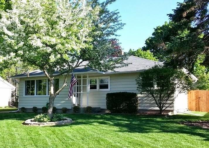 4611 W Dunwood Rd, Brown Deer, WI 53223