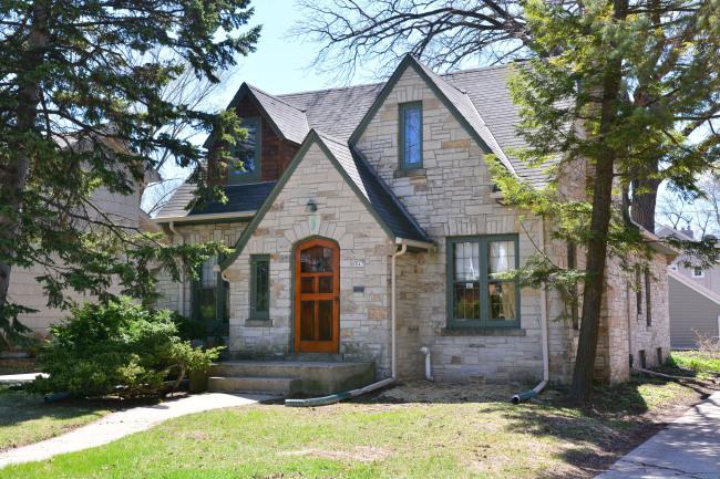 847 E Silver Spring, Whitefish Bay, WI 53217