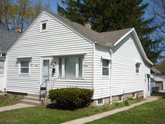 5690 N 37th St, Milwaukee, WI 53209