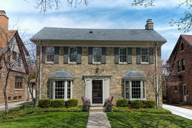 5062 N Larkin St, Whitefish Bay, WI 53217