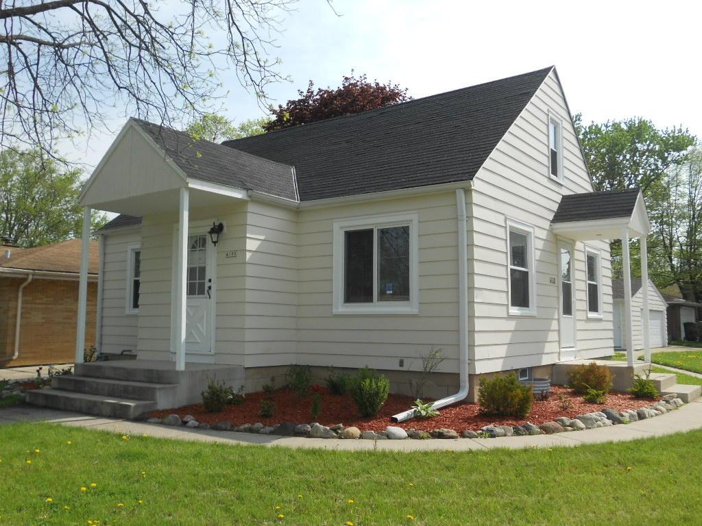 4100 N 94th St, Wauwatosa, WI 53222