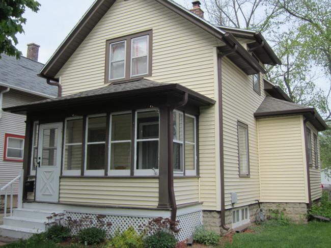 217 N Prairie Ave., Waukesha, WI 53186