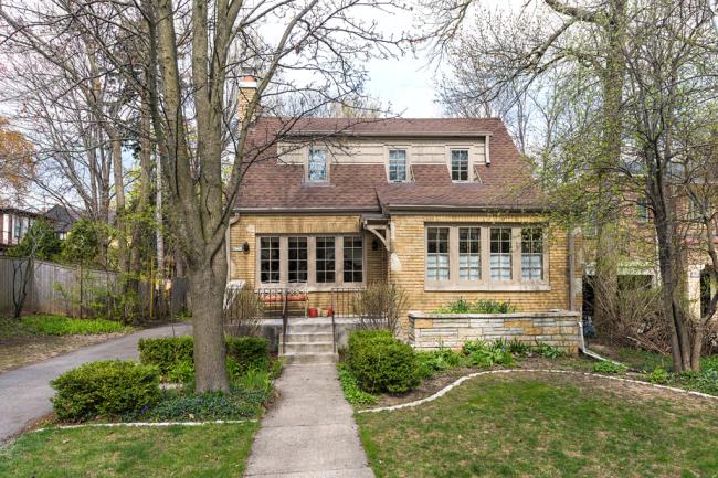 4731 N Bartlett Ave, Whitefish Bay, WI 53211