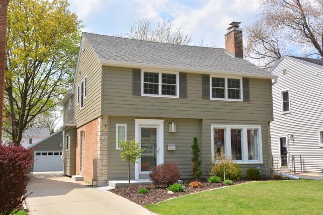 5541 N Kent Ave, Whitefish Bay, WI 53217