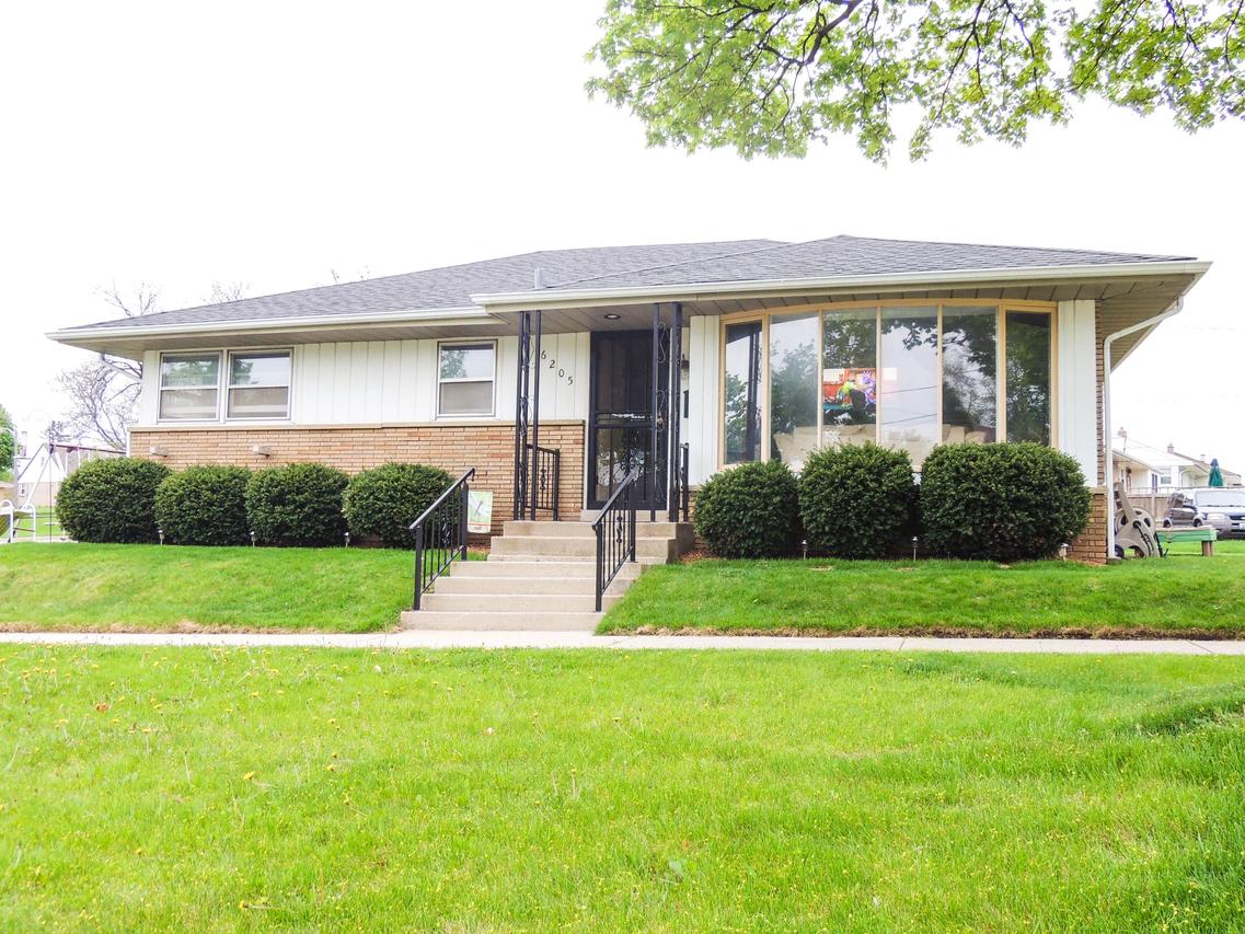 6205 W Cleveland Ave., Milwaukee, WI 53219