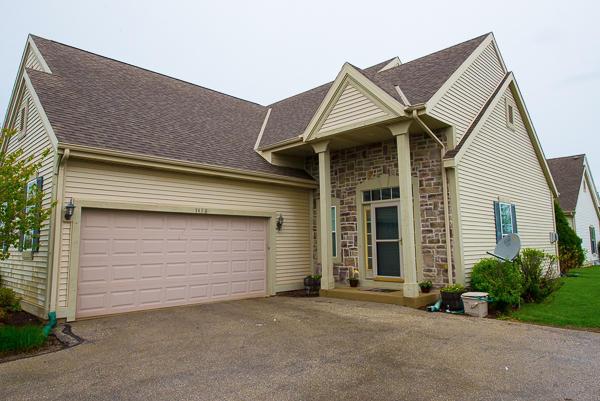 1428 Bedford Ct, Waukesha, WI 53186