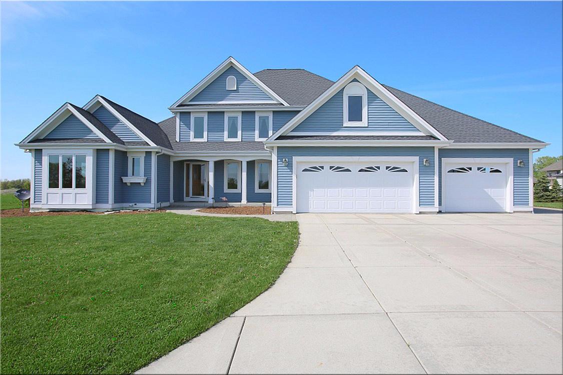 21842 W 6 Mile Rd, Norway, WI 53126
