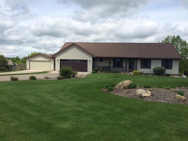 W3998 Jason Ln, Greenfield, WI 54601