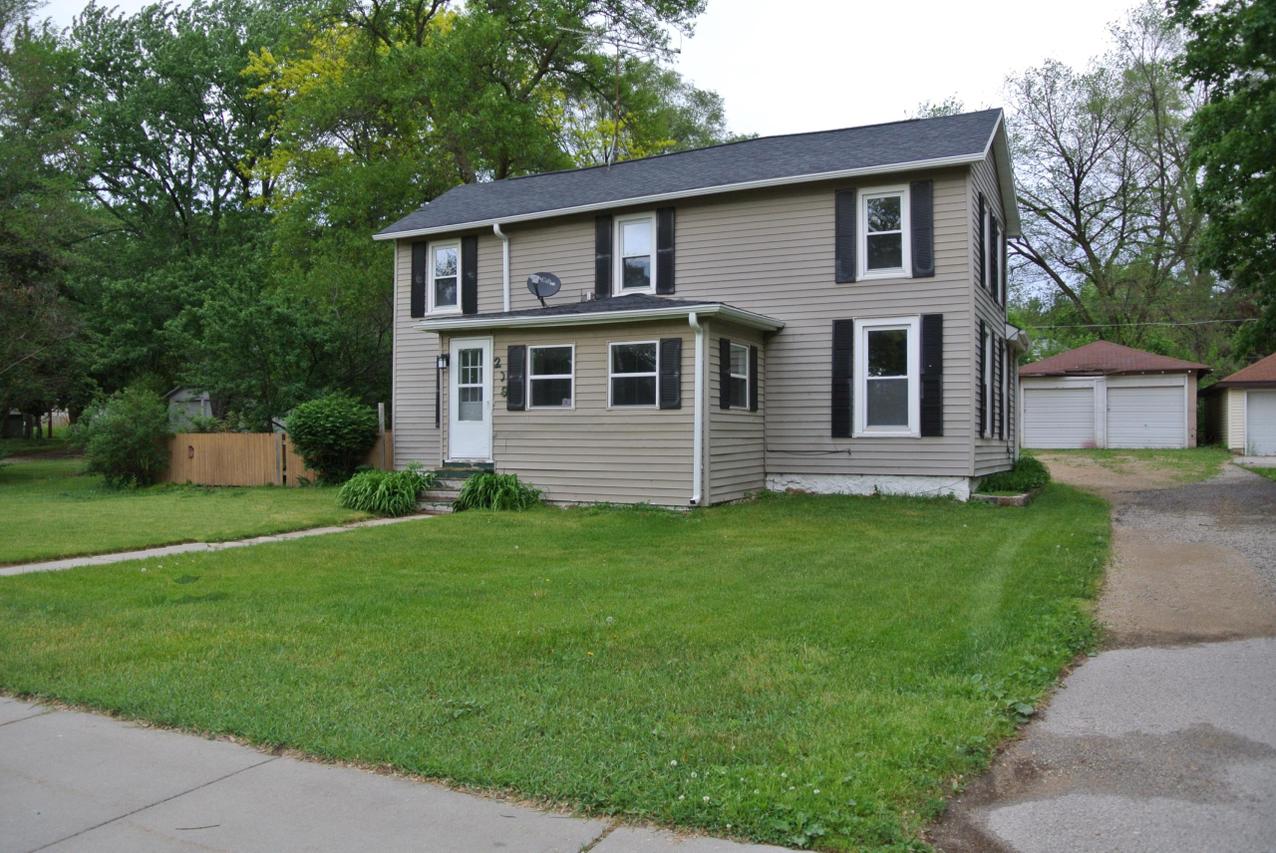 209 W Rio St, Rio, WI 53960