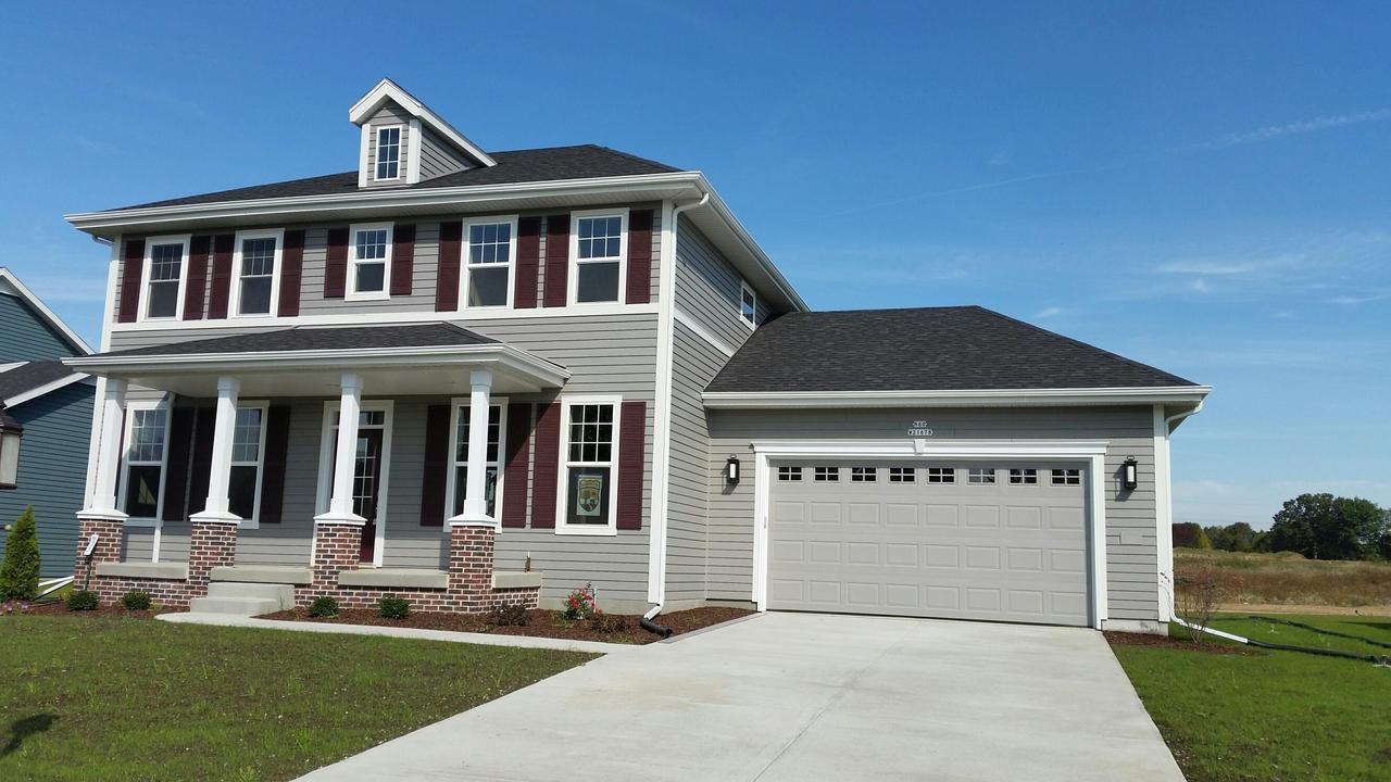 N60W21678 Legacy Trl, Menomonee Falls, WI 53051