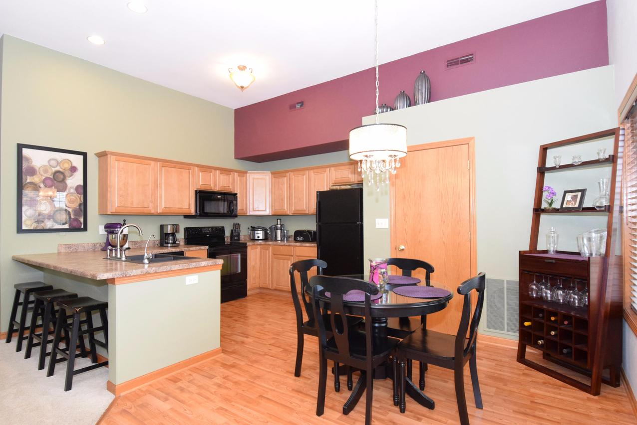 W197N17116 Stonewall Dr, Jackson, WI 53037