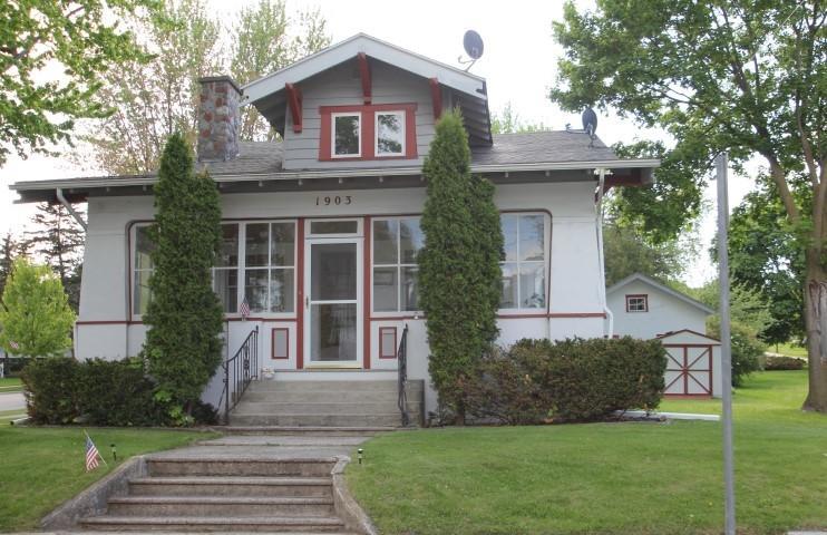 1903 Van Buren St., New Holstein, WI 53061