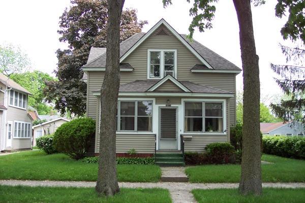 1611 Farnam St., La Crosse, WI 54601