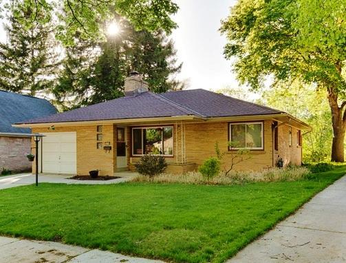 10548 W Woodward Ave., Wauwatosa, WI 53222