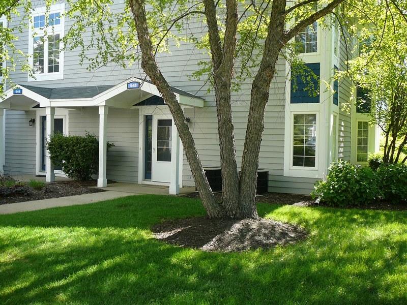 648 Geneva National Ave, Geneva, WI 53147