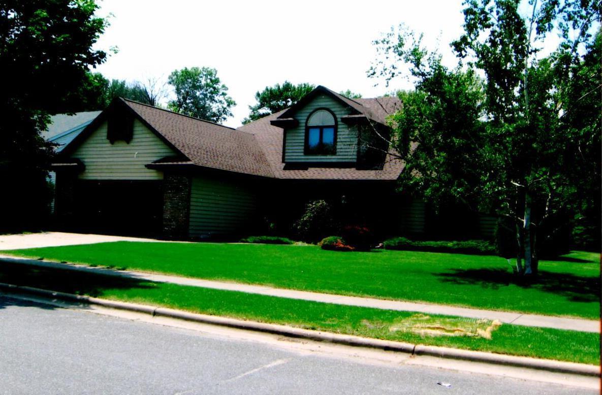 1200 Red Cedar Ct, Onalaska, WI 54650