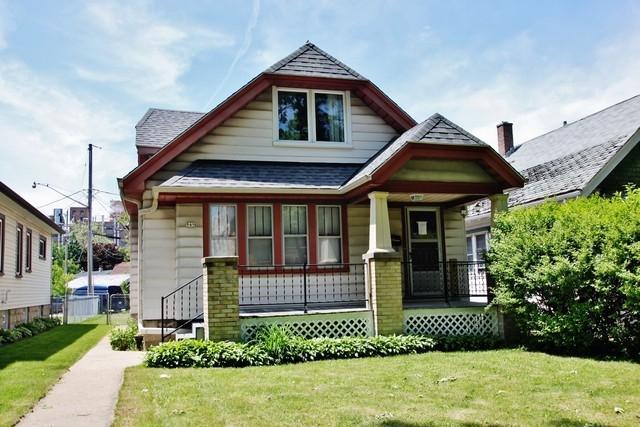 949 N 37th St, Milwaukee, WI 53208