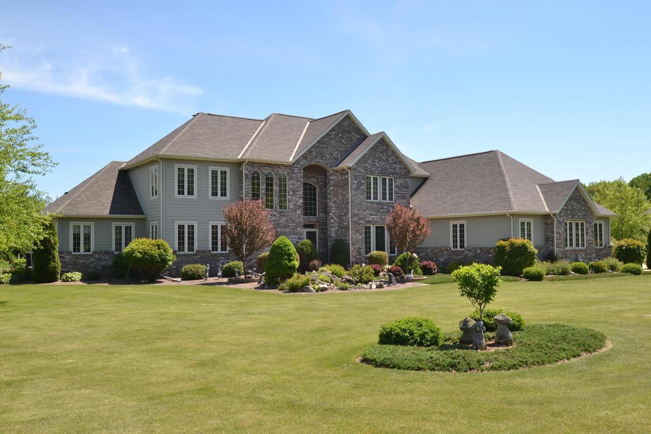 3640 Cedar Creek, Polk, WI 53037