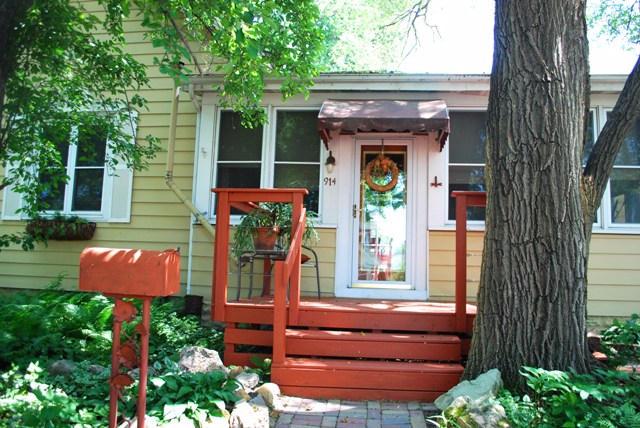 914 Avon St, La Crosse, WI 54603