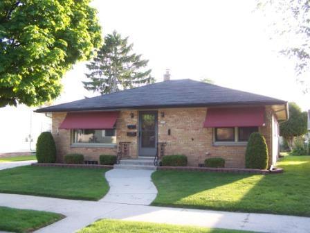 2710 S 11th St, Sheboygan, WI 53081